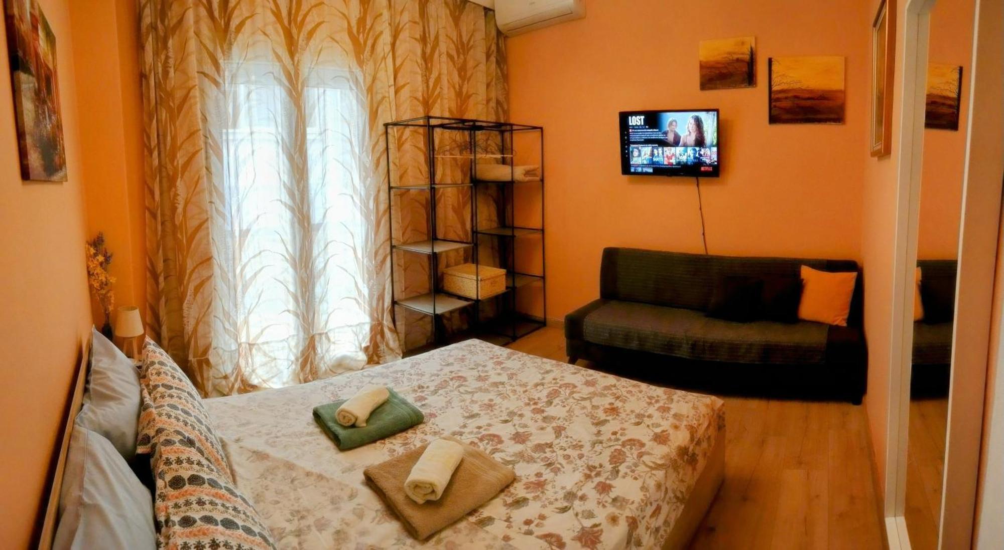 Eos Apartment Thessaloniki Buitenkant foto